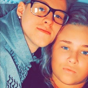 Meet your Posher, Tayler